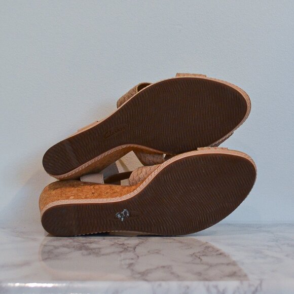CLARKS | TAN HELIO LATITUDE WEDGE SANDAL - Picture 4 of 7